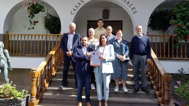 0ea1ad33-5fab-4afd-a456-cdcf0244f4b1_16-9-discover-aspect-ratio_default_0