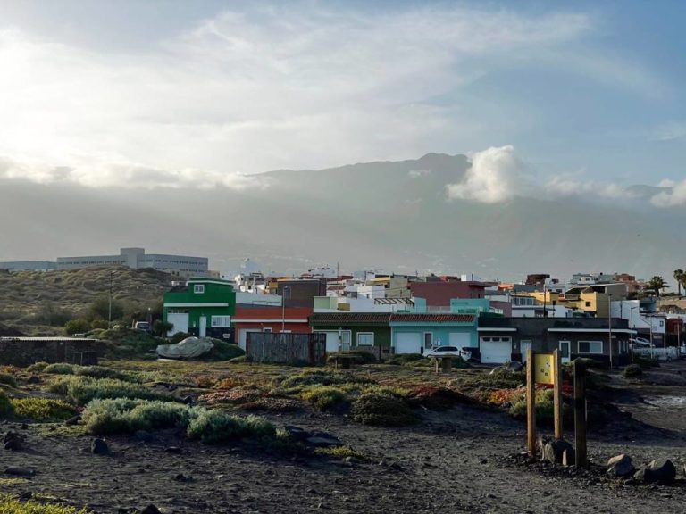 Buildings,Near,Güímar,,Heading,To,Candelaria,,Tenerife.