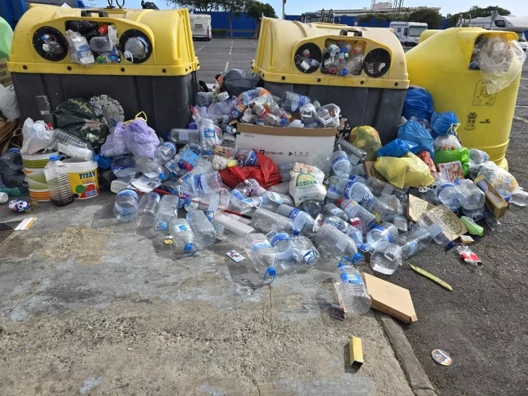 6dede2bd-d56a-4707-b63d-f1d07acc52c2_source-aspect-ratio_default_0