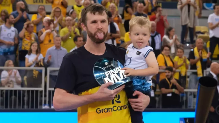 c8202c4e-94ba-4b90-8b61-425e83ed1dcf_16-9-discover-aspect-ratio_default_0